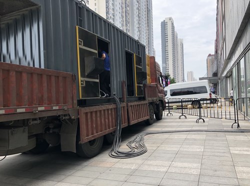 永定低温环境下，柴油发电机组电池充满电的具体时间受哪些因素影响？